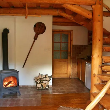 Buly 242/c Alpesi faház Dóval